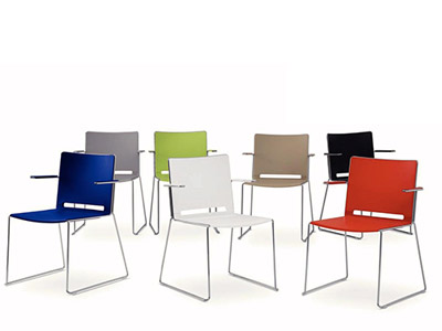 Vierbeinstuhl stapelbar B�rostuhlserie 8000